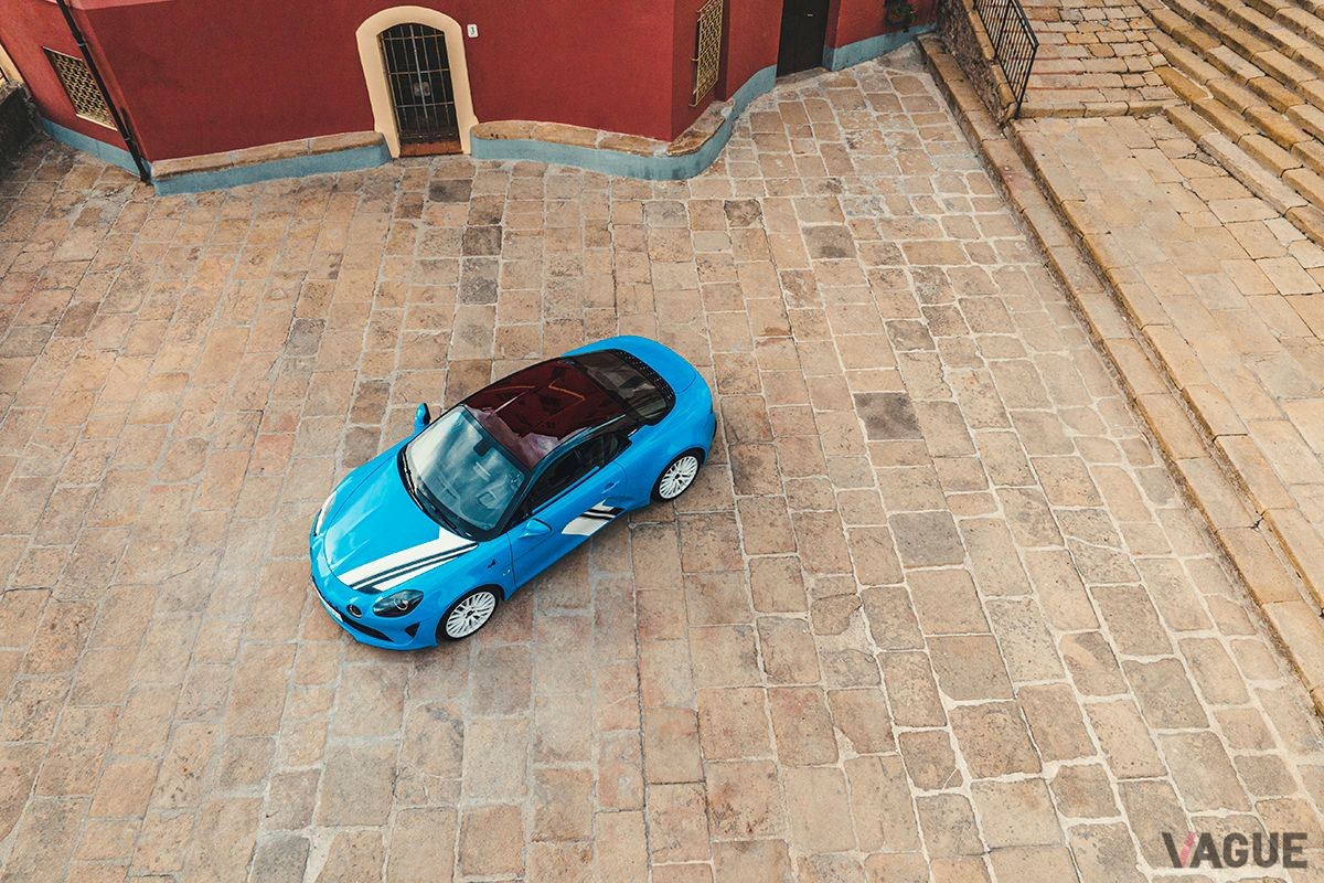 アルピーヌの特別仕様車「A110サンレモ73」