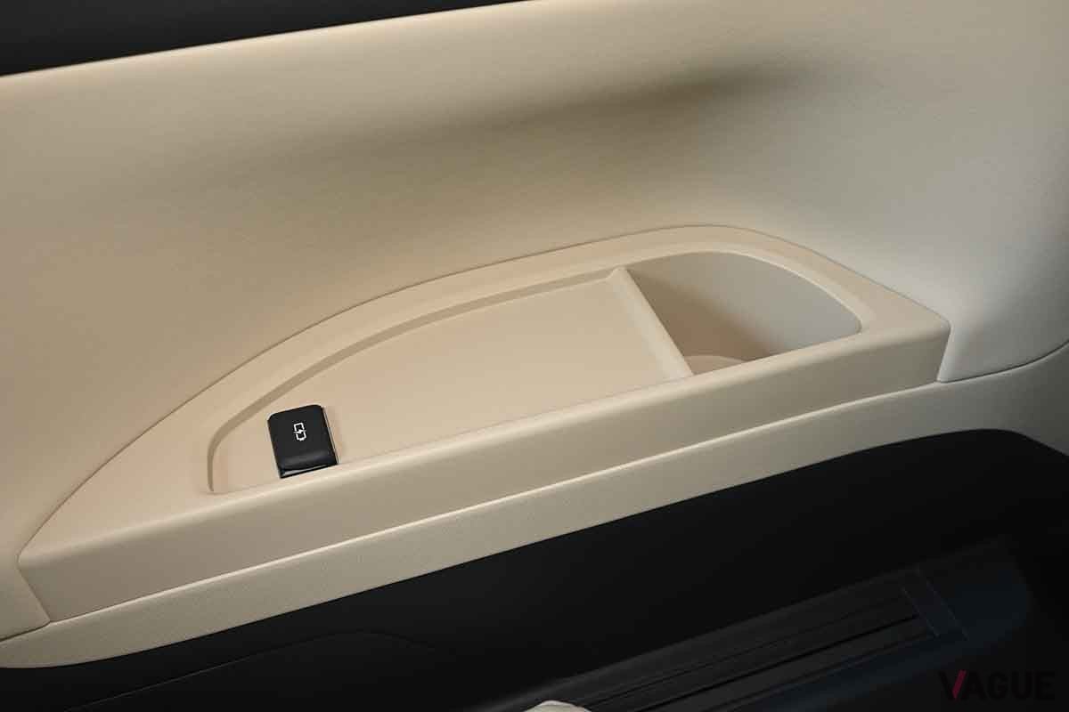 トヨタの高級ミニバン「アルファード」