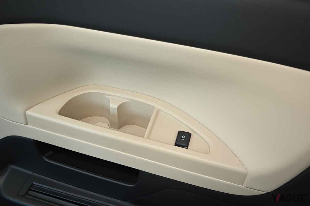 トヨタの高級ミニバン「アルファード」