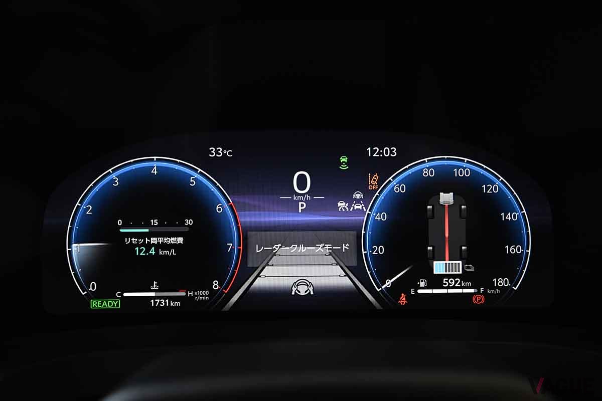 トヨタ「アルファード」「ヴェルファイア」。自販連調べの2024年度（2024年4月から2025年3月）の乗用車ブランド通称名別順位ではアルファードが全体の6位、ヴェルファイアが23位にランクインしている