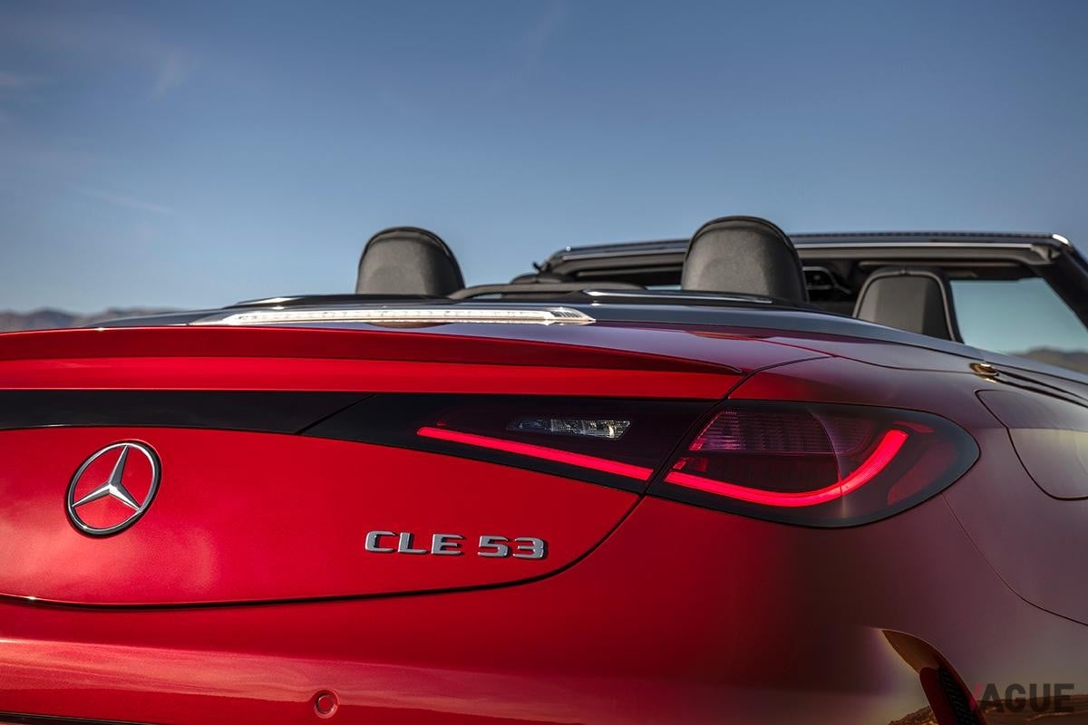 欧州で発表されたメルセデスAMG「CLE53 4MATIC＋ カブリオレ」