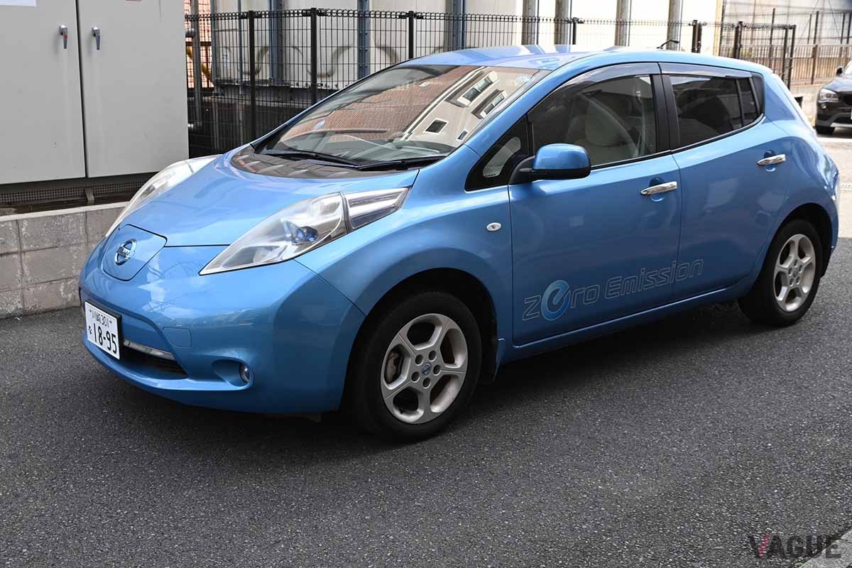 諸経費込み50万円で購入した2011年式初代日産「リーフ」内外装ともに綺麗だった