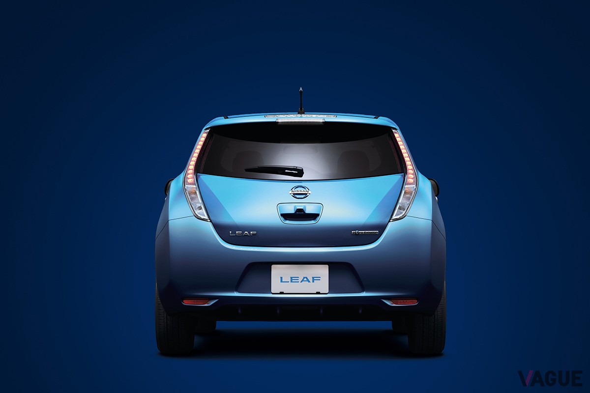2010年に登場した“世界初の量産EV”日産初代「リーフ」。