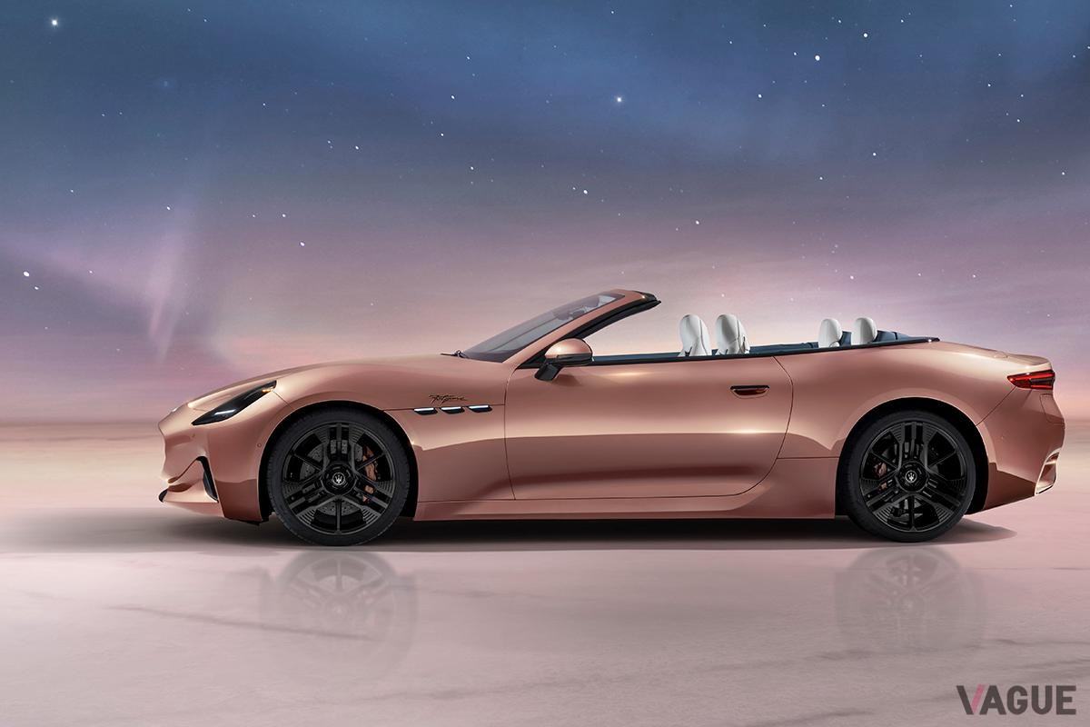 2024年4月に初公開されたマセラティ新型「グランカブリオ・フォルゴレ」。「グラントゥーリズモ･フォルゴレ」、「グレカーレ･フォルゴレ」に次ぐマセラティのBEV第3弾だ