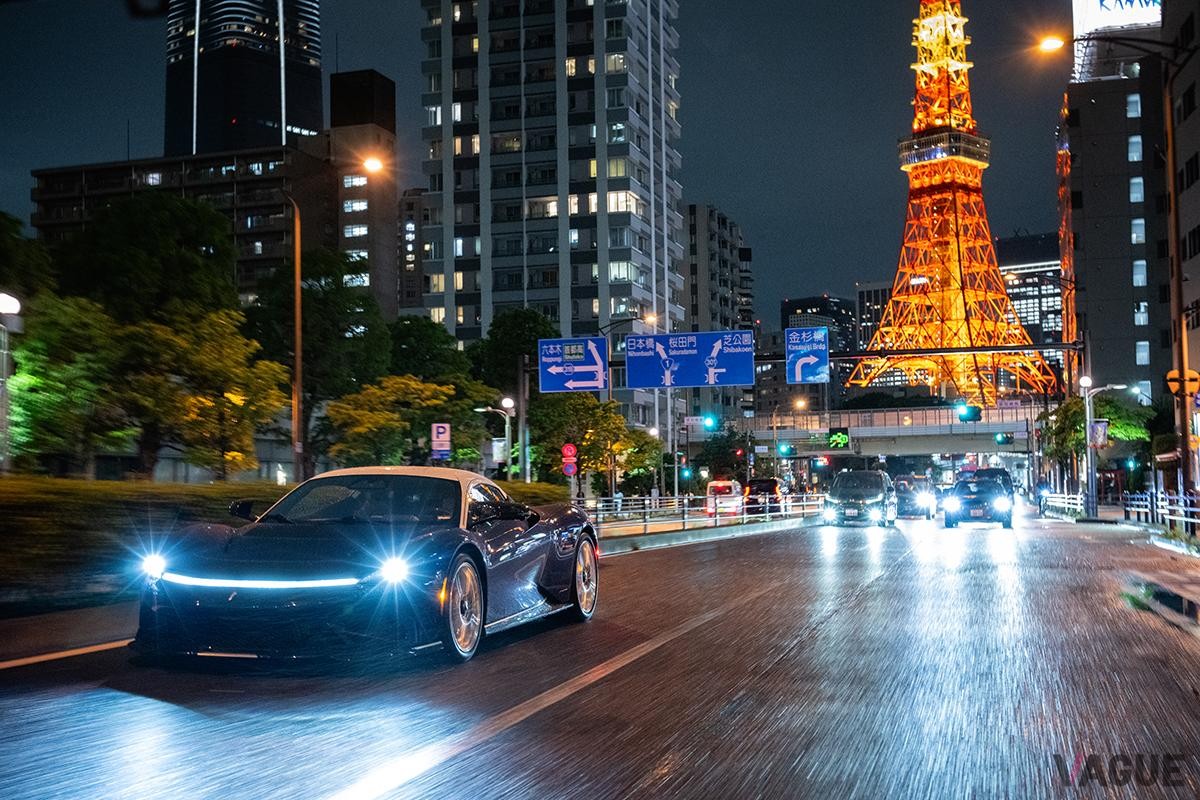 日本の道を走るピニンファリーナ新型「バッティスタ」