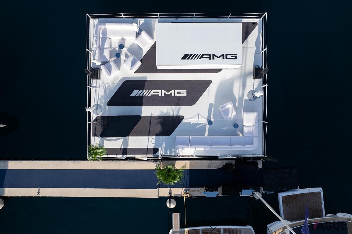 モナコで開催されたメルセデスAMG「ピュアスピード」発表会の様子