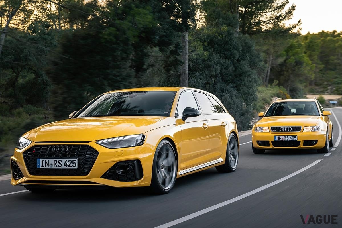 アウディの限定車「RS4アバント エディション25イヤーズ」と初代「RS4アバント」