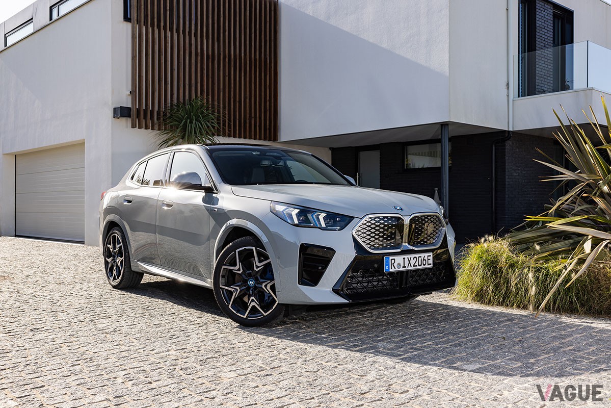 BMW新型「iX2 xDrive30 Mスポーツ」