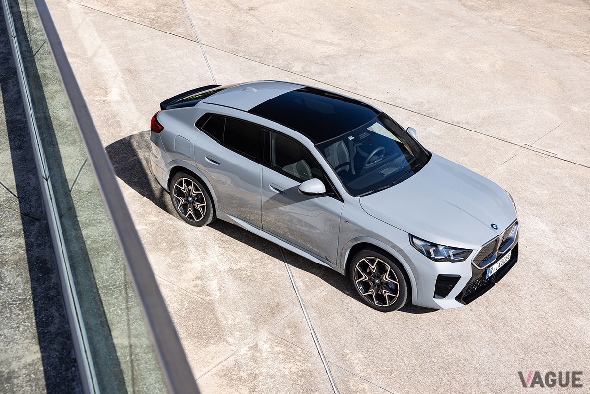 BMW新型「iX2 xDrive30 Mスポーツ」