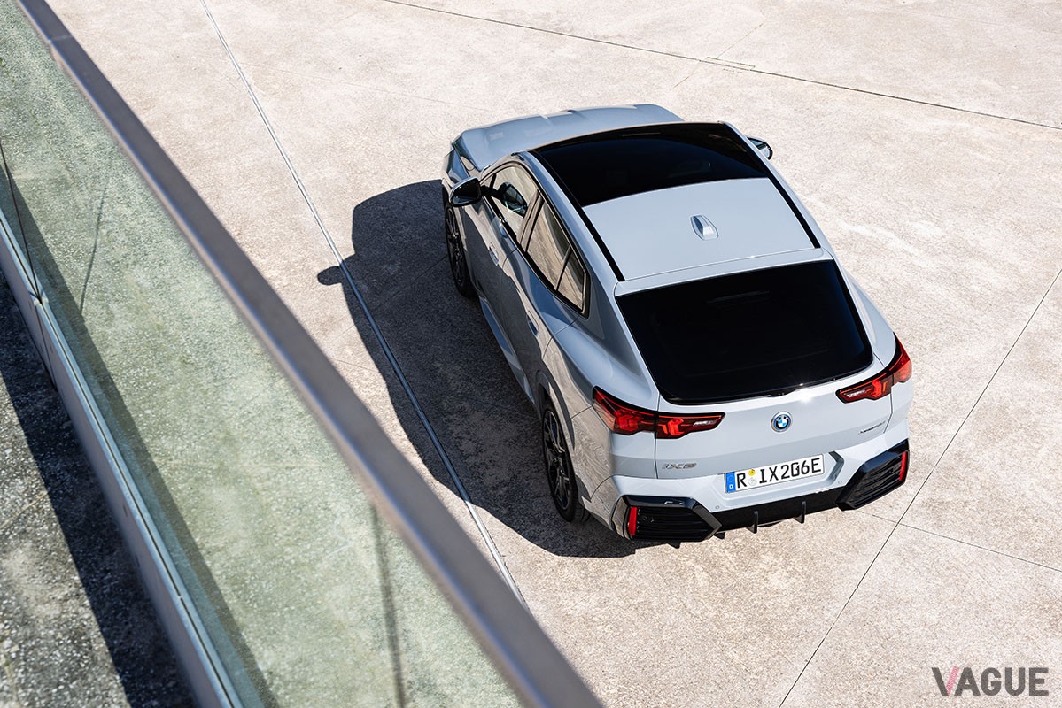 BMW新型「iX2 xDrive30 Mスポーツ」