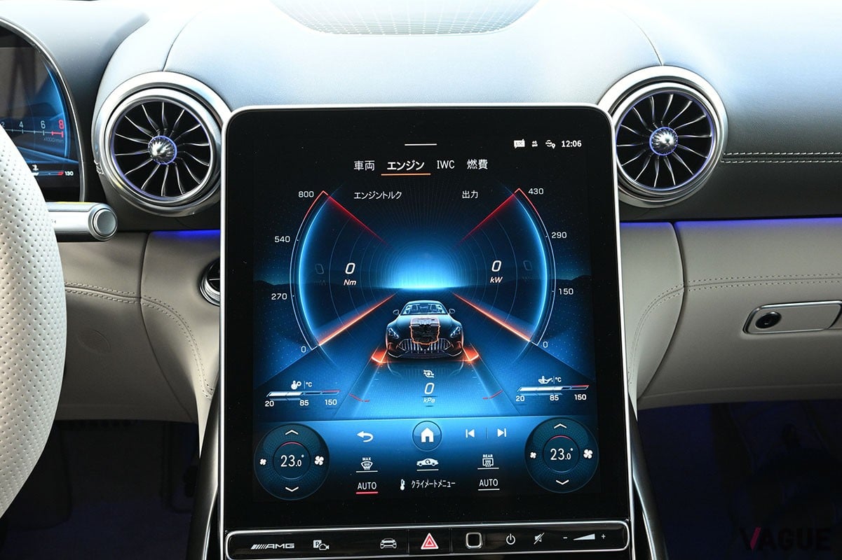 AMGらしい豪快な走りはもちろんのこと、優れた安全性や実用性など全方位的性能も身につけたメルセデスAMG「GTクーペ」