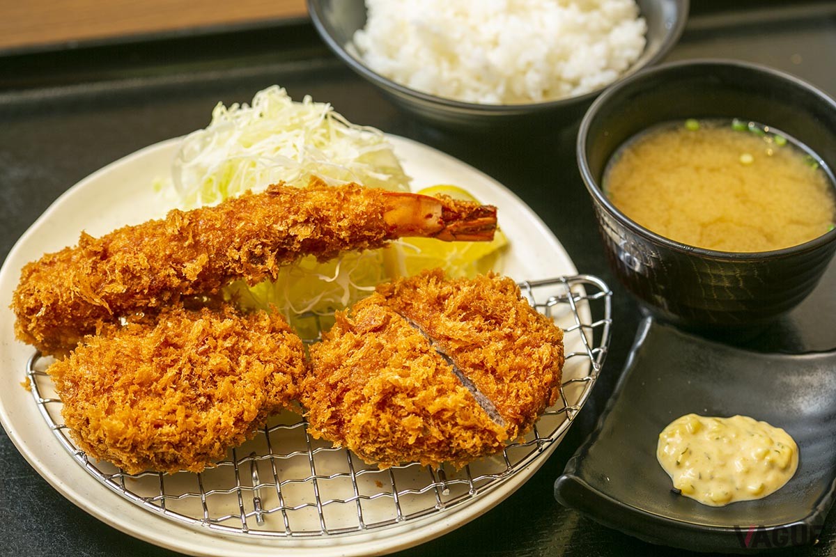 まさに神コスパ!?『若手サラリーマンの聖地』と呼ばれるトンカツの店に