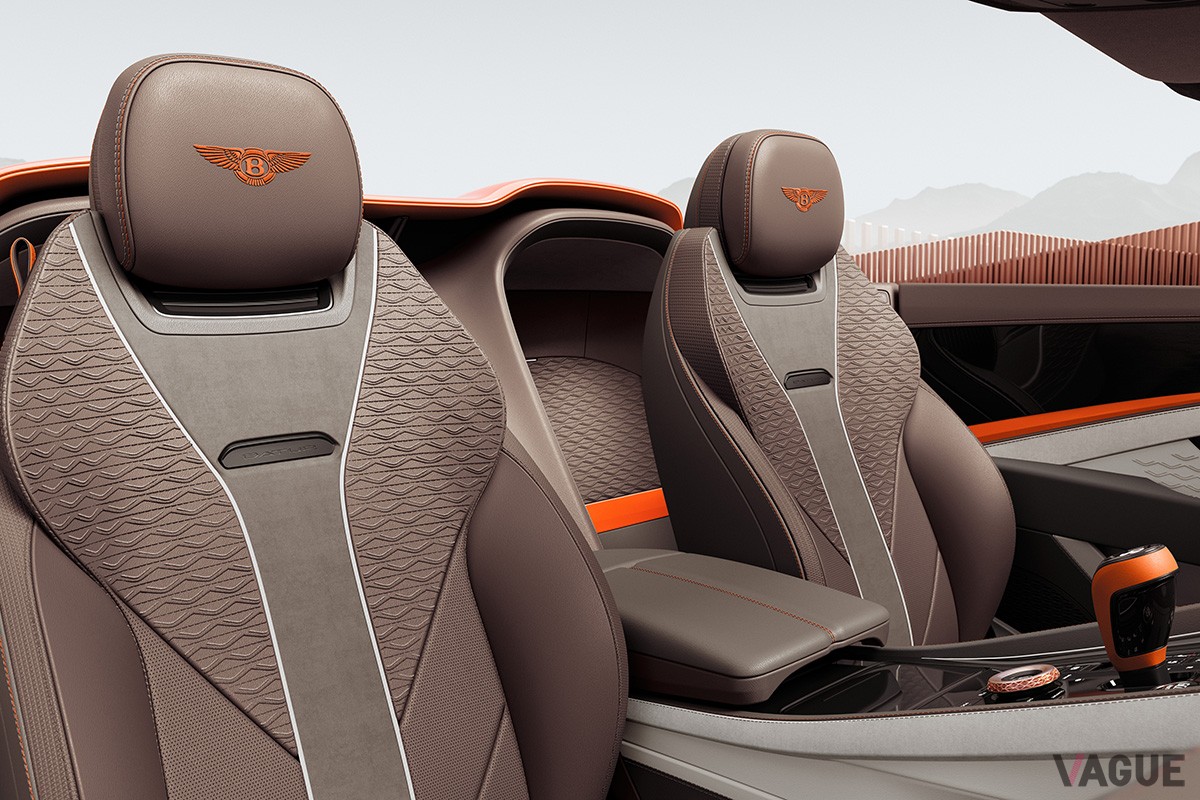 ベントレーの限定車、新型「バトゥール コンバーチブル」