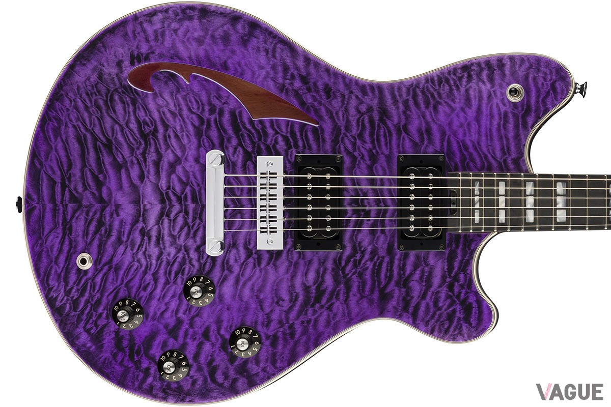 挑発的なカラーがテンションを上げてくれる“Transparent Purple”の「SA-126 Special, Quilted Maple」。