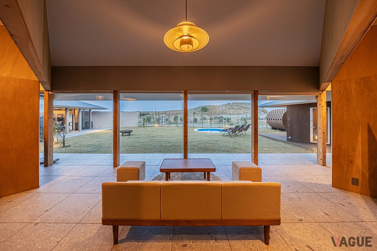 開放的な景色を眺めながら贅沢なひとときを過ごせる