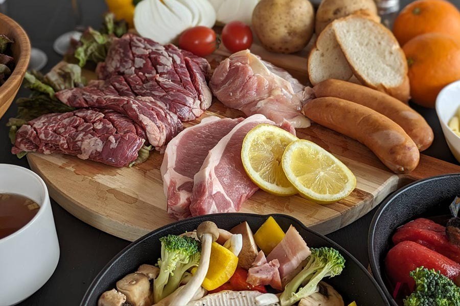 地元の厳選食材、山海の幸を味わうグランピングBBQ