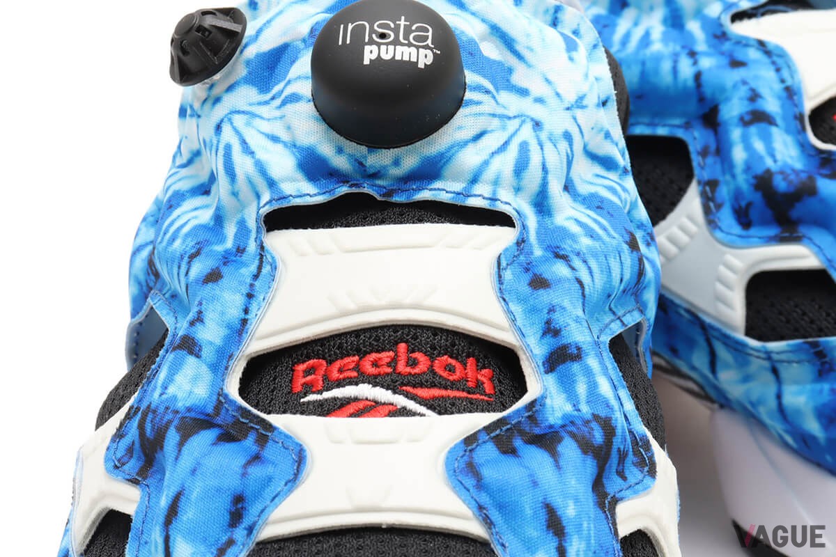 90年代のスニーカーブームを牽引したReebok INSTAPUMP FURY 94をベースに採用
