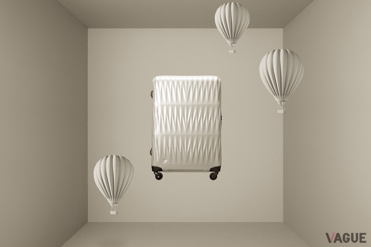 水より軽い樹脂とデザインの工夫で軽さと耐久性を両立し、さらに“ベアロンホイール”の採用で軽やかな引き心地も実現したプロテカ「トリアクシス2」