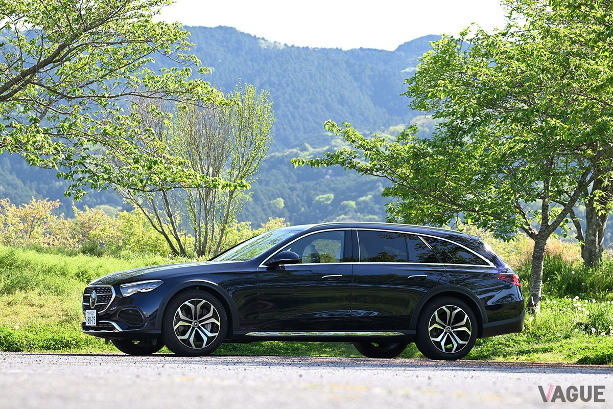 ステーションワゴンの実用性とSUVのスタイリングを併せ持つメルセデス・ベンツ「Eクラス」の新たな個性「E220d 4マチック オールテレイン」