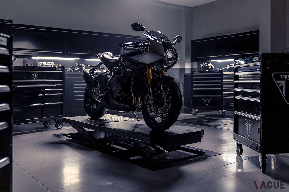トライアンフ「スピード トリプル 1200 RR ブライトリング Limited Edition」