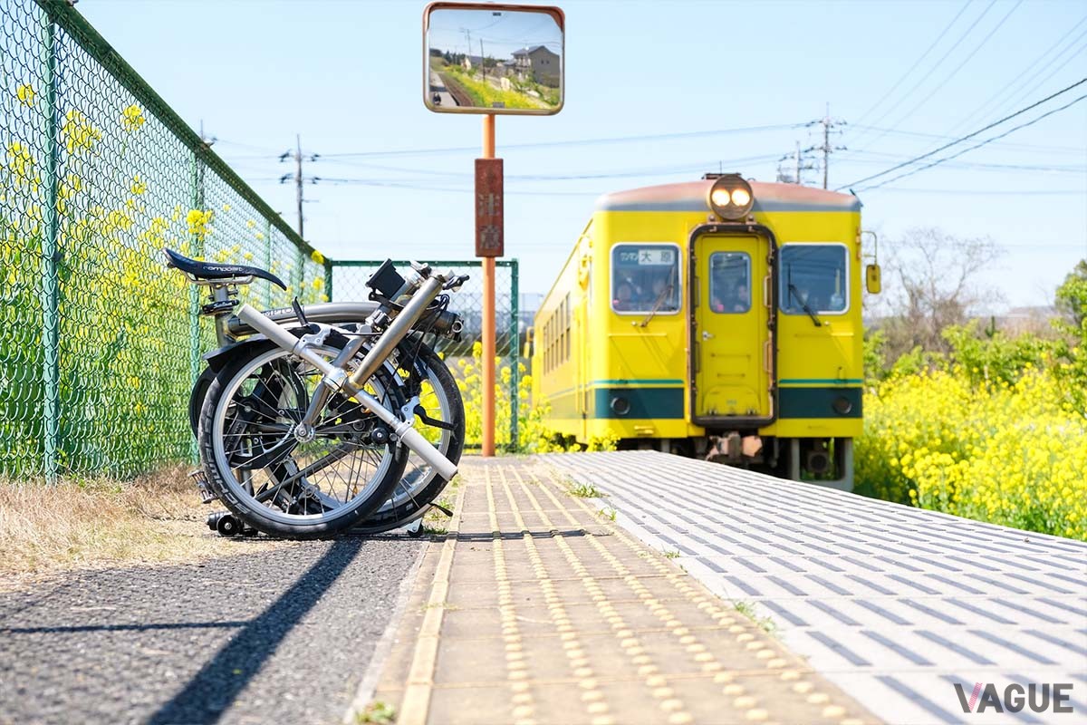 折りたたむと宅配便160サイズに収まるので、旅先に配送し帰宅前に自宅に発送するという旅行スタイルも叶えてくれます（撮影：山越信幸）