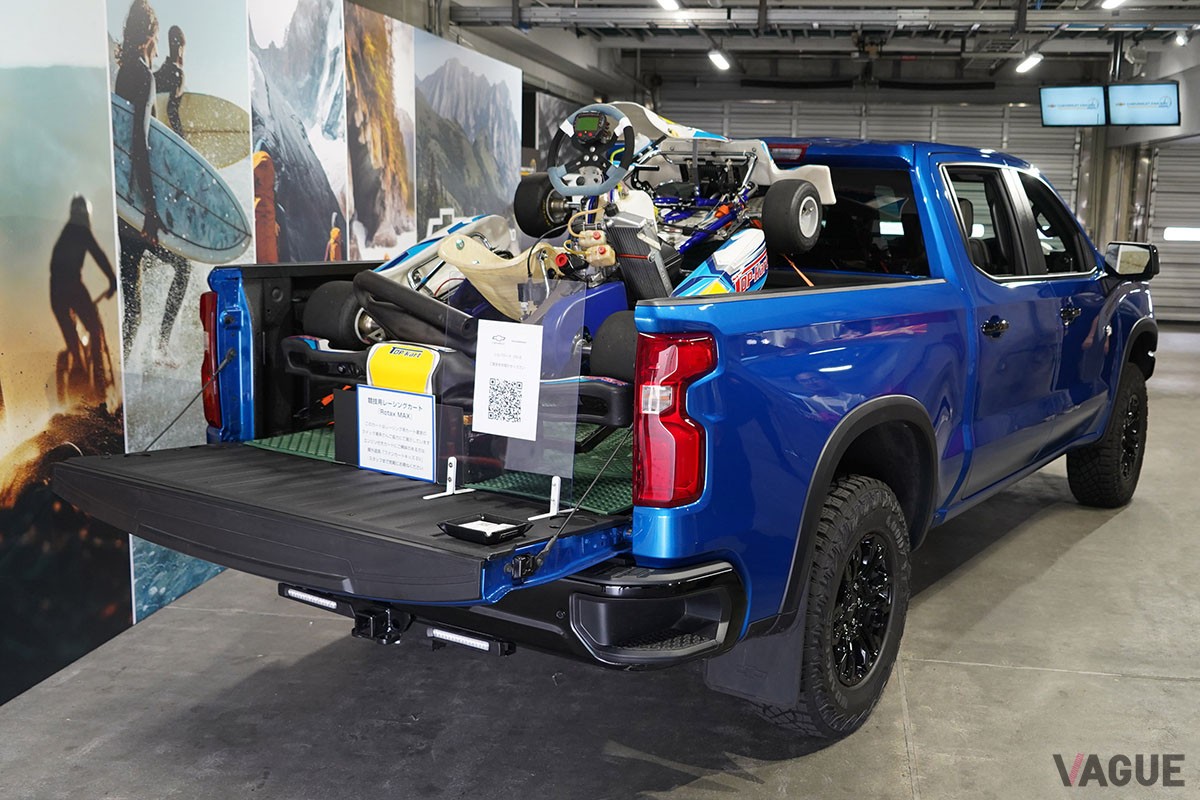 「シボレーファンデイ2024」の会場に参考展示されていたフルサイズピックアップトラック「シルバラード1500 ZR2」