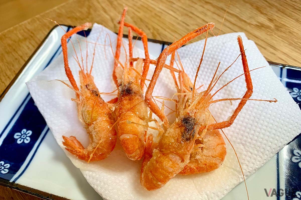 塩で軽く揉み洗いして水気を切り、170℃に熱したサラダ油で素揚げにすると美味しいおつまみに