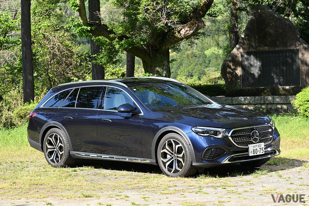 ステーションワゴンの実用性とSUVのスタイリングを併せ持つメルセデス・ベンツ「Eクラス」の新たな個性「E220d 4マチック オールテレイン」