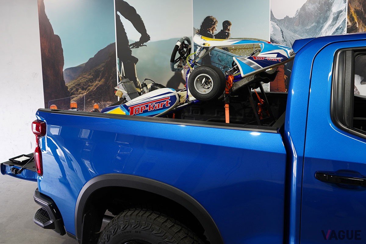 「シボレーファンデイ2024」の会場に参考展示されていたフルサイズピックアップトラック「シルバラード1500 ZR2」