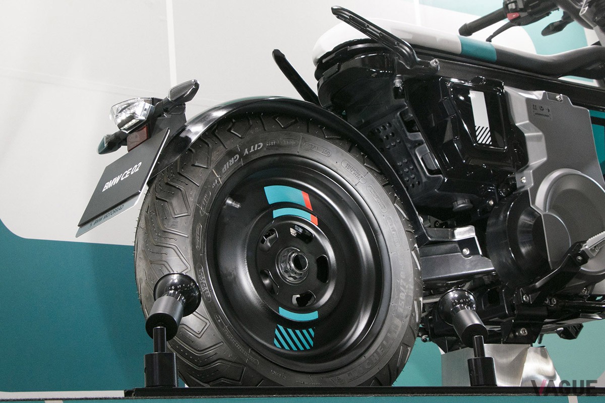 BMWモトラッドが日本に正式導入した“eパルクーラー” 「CE 02」