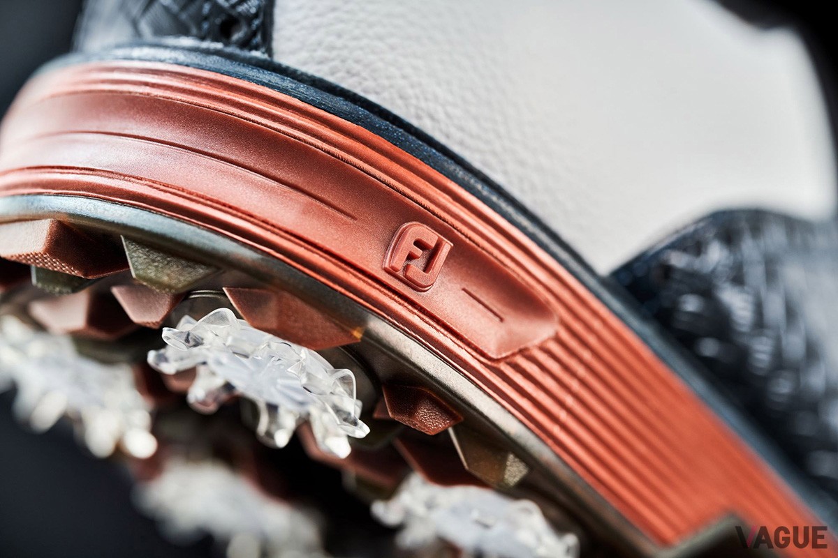 フットジョイ「DRYJOYS PREMIERE FJ Red Clay」は第124回全米オープンゴルフ選手権の開催を記念した特別なゴルフシューズ