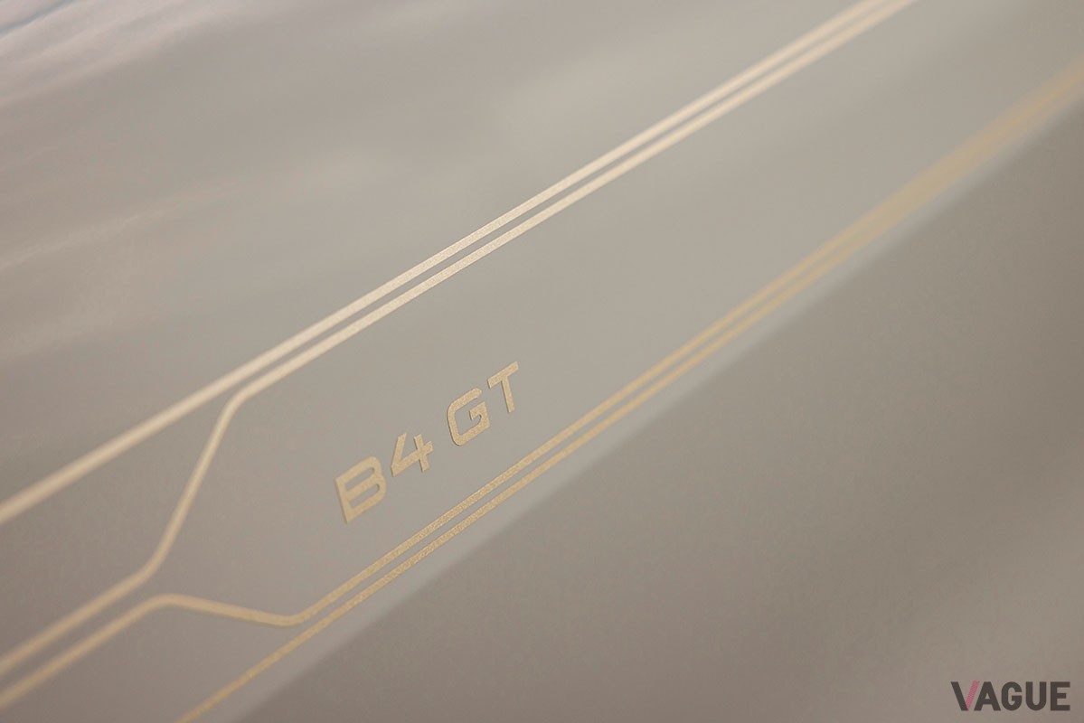 流麗かつ高性能なBMWアルピナ「B4 GTグランクーペ」