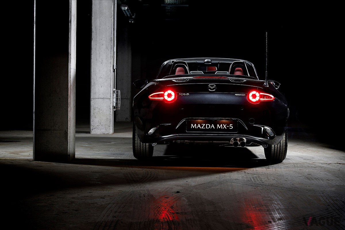 2020年に「ロードスター」のフランス仕様に設定された「MX-5 ユーノスエディション」