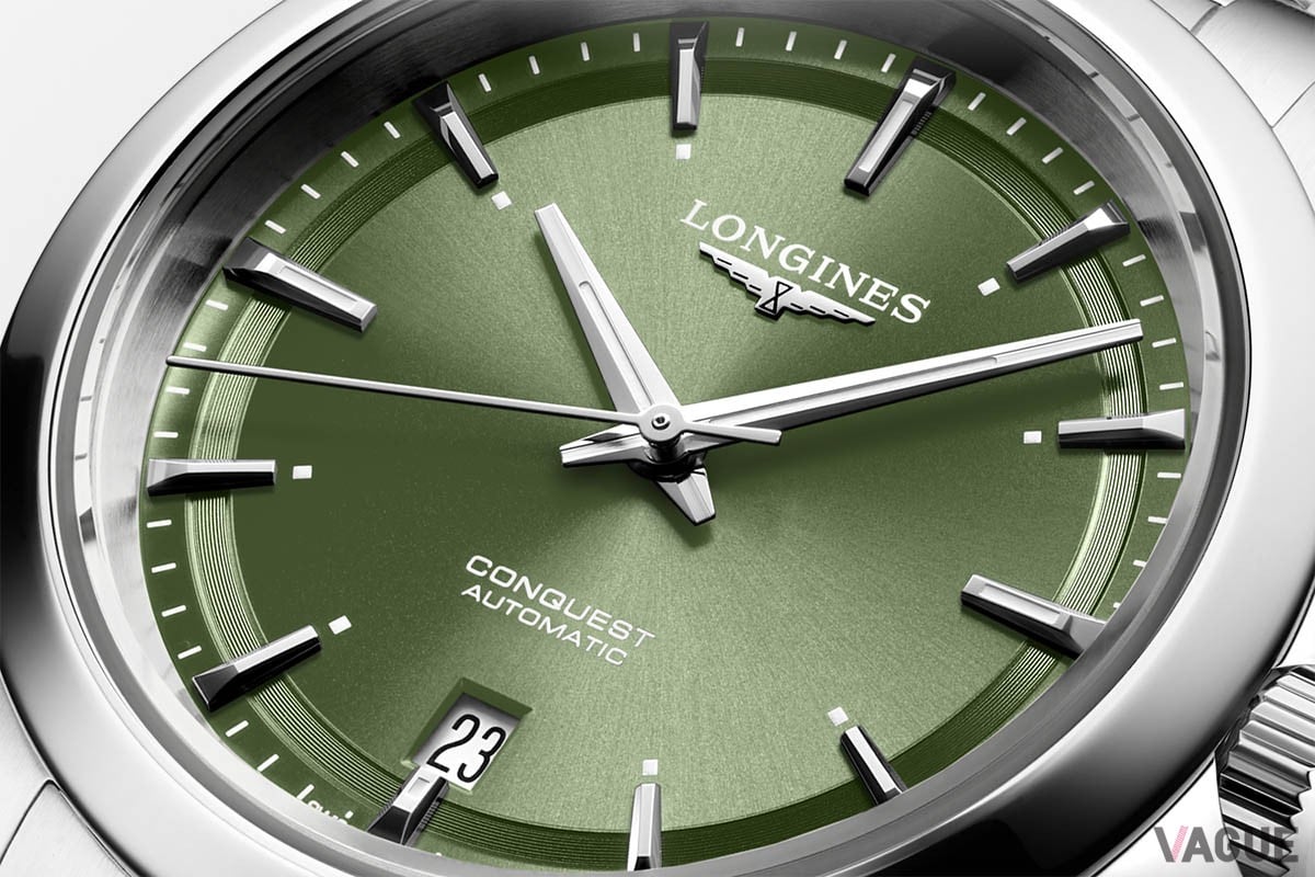 コンパクトな38mmモデルか！ さわやかカラーの42mmクロノグラフか