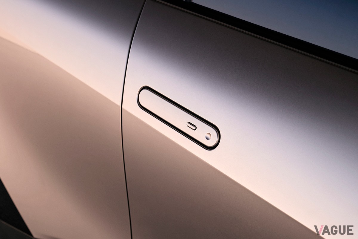 欧州で世界初公開されたトヨタ新型「C-HR」