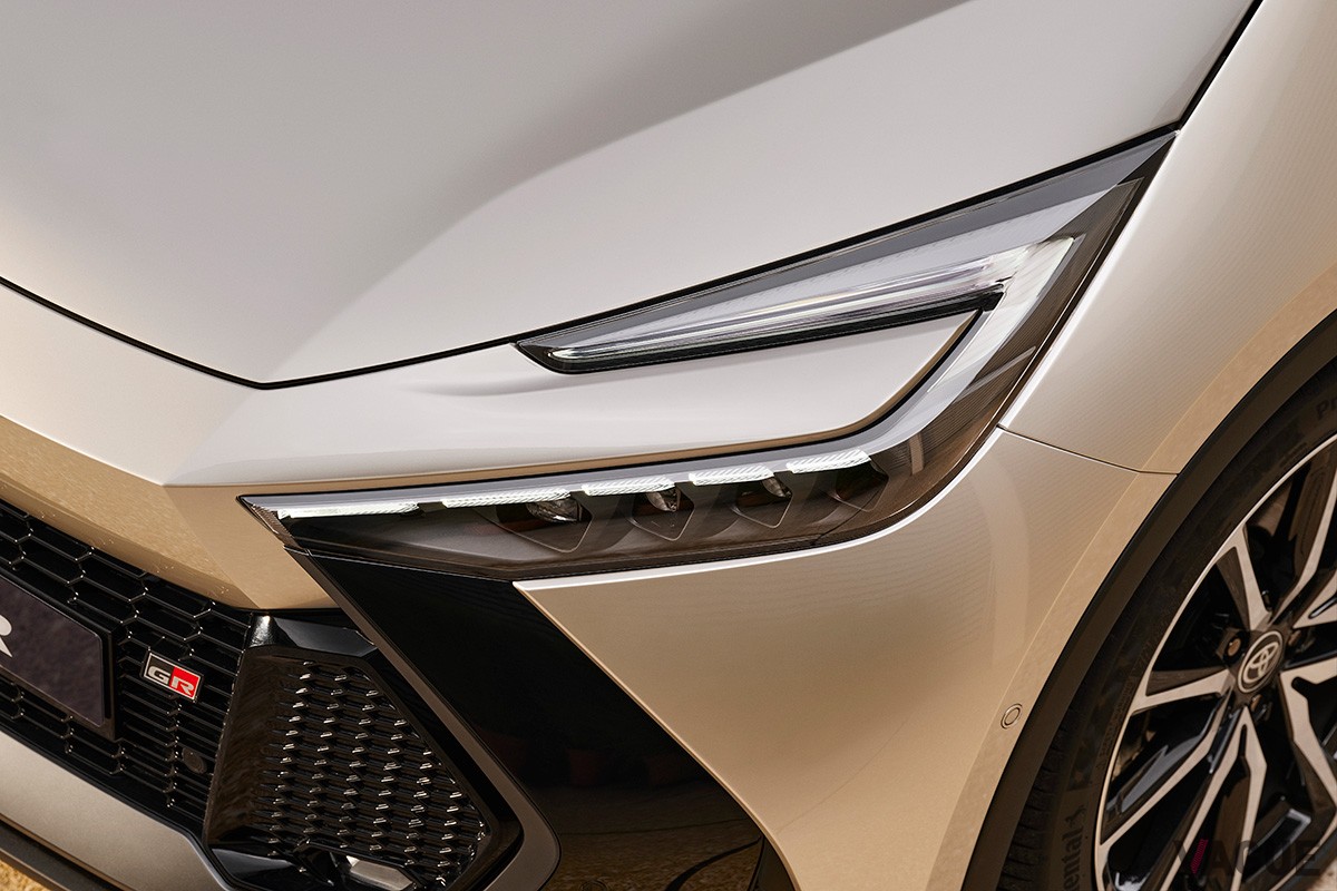 欧州で世界初公開されたトヨタ新型「C-HR」