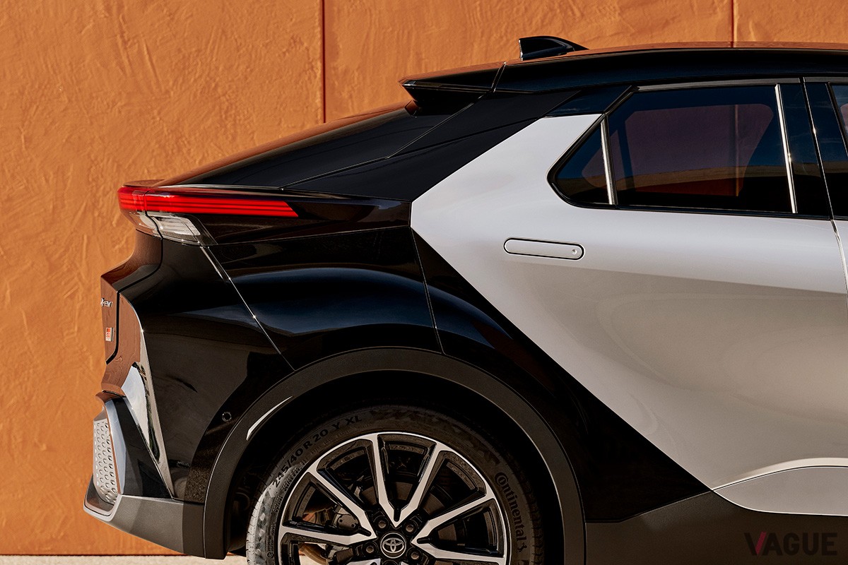 欧州で世界初公開されたトヨタ新型「C-HR」