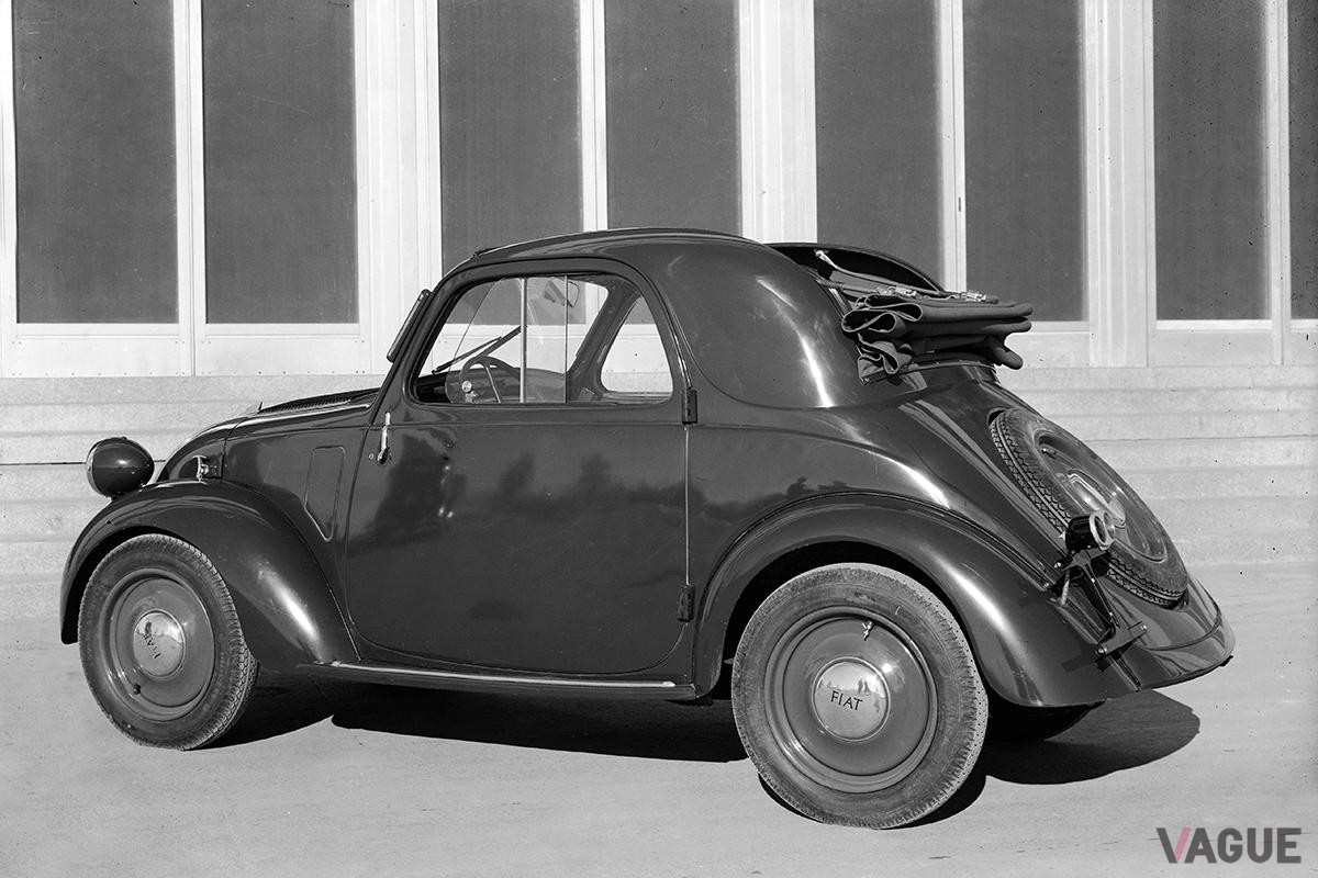 1936年に登場したフィアット初代「500」。トポリーノ（ハツカネズミ）の愛称で親しまれた