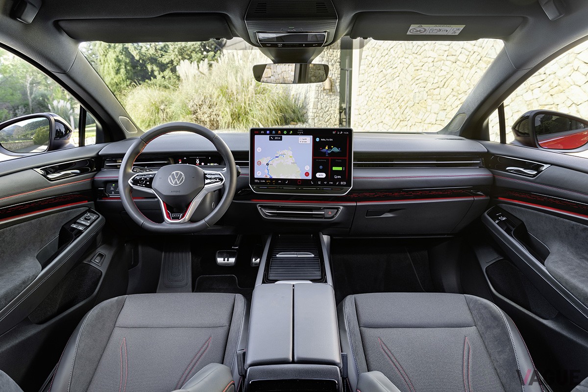 欧州で先行発売されたVW新型「ID.7 GTXツアラー」のインテリア