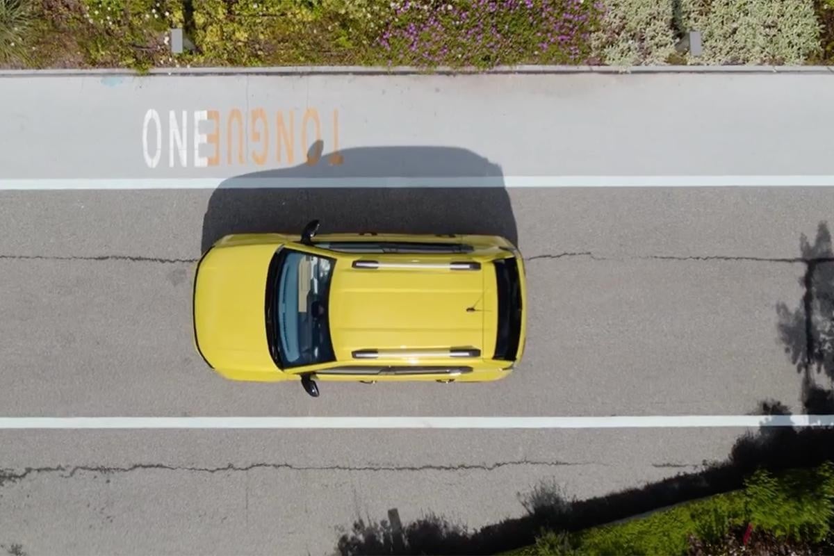 世界初公開されたフィアット新型「グランデパンダ」