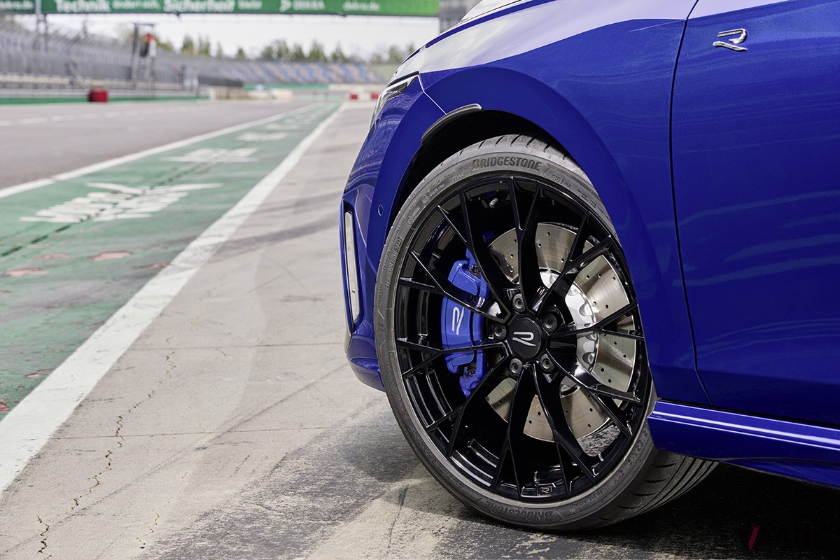 欧州で登場した改良新型「ゴルフRヴァリアント」
