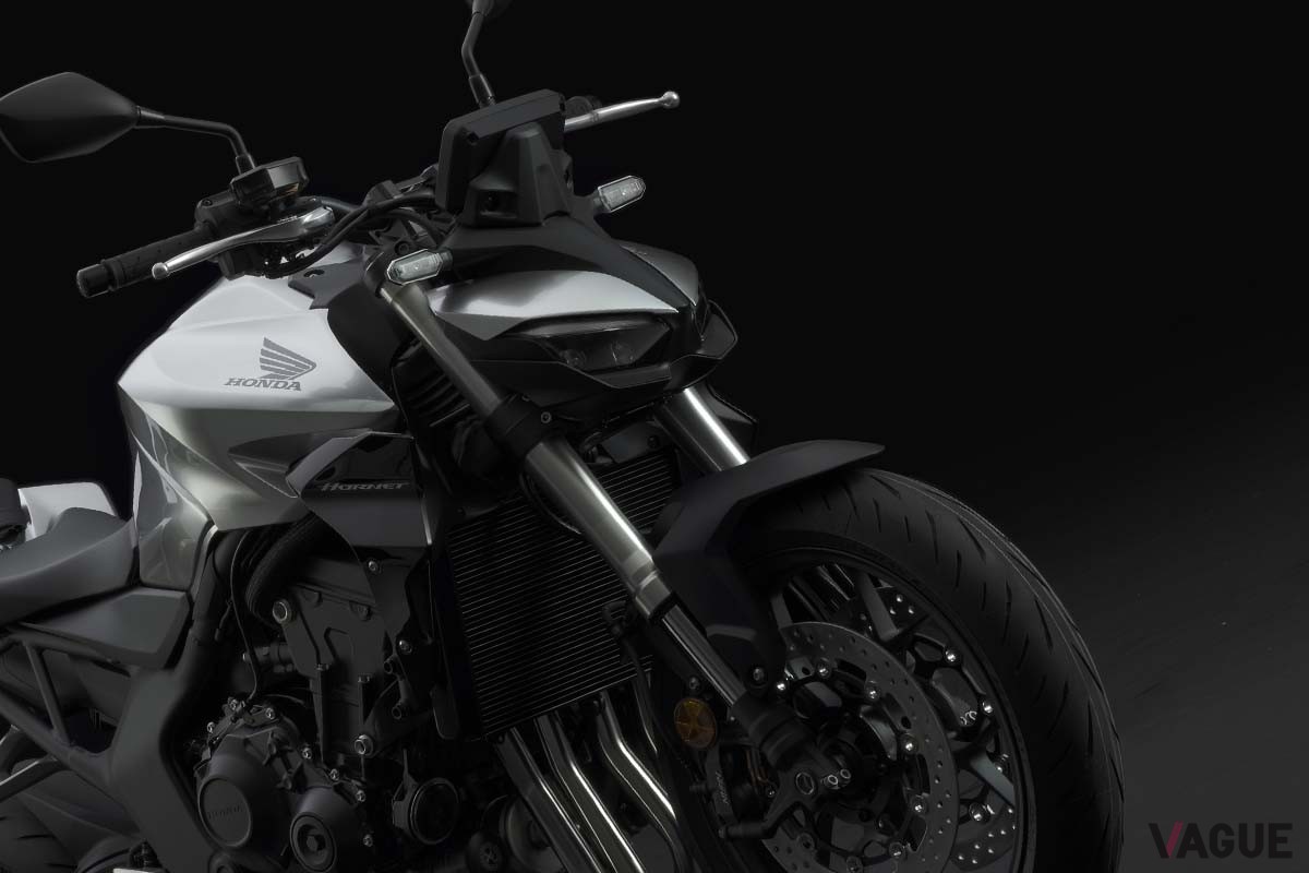 2023年11月にイタリア・ミラノで開催された「EICMA 2023」で初公開されたホンダ「CB1000ホーネット」