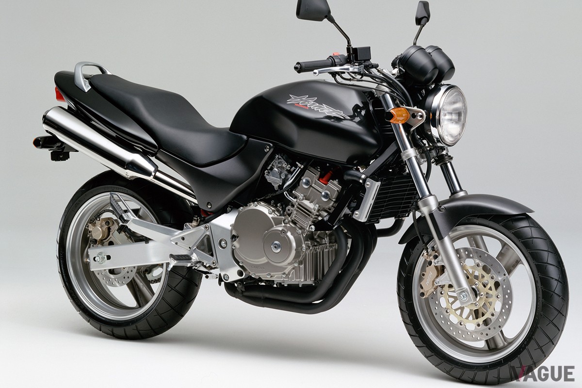 1996年1月に登場したホンダ「ホーネット」。250ccエンジンを搭載した軽ニ輪だった