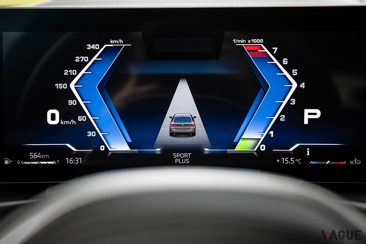 流麗かつ高性能なBMWアルピナ「B4 GTグランクーペ」