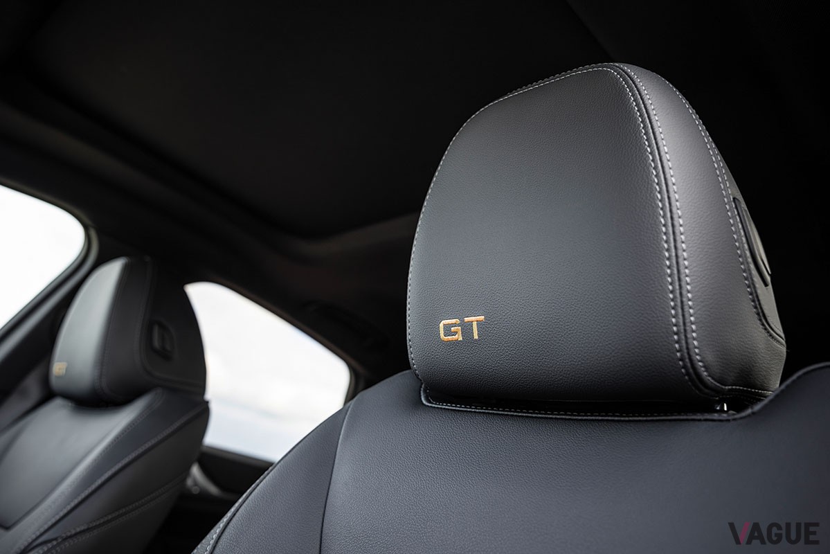 流麗かつ高性能なBMWアルピナ「B4 GTグランクーペ」