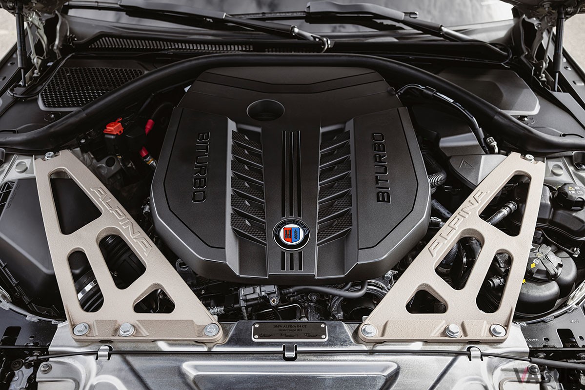流麗かつ高性能なBMWアルピナ「B4 GTグランクーペ」