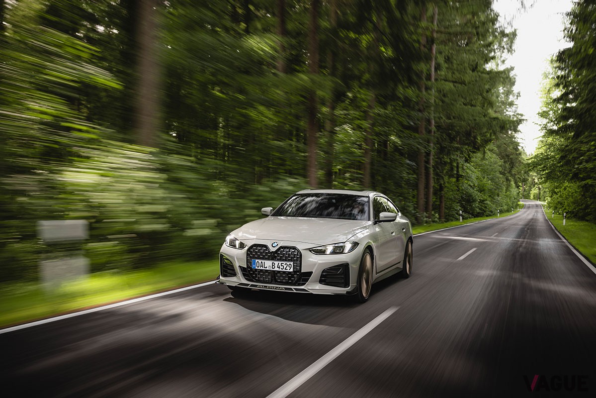 流麗かつ高性能なBMWアルピナ「B4 GTグランクーペ」