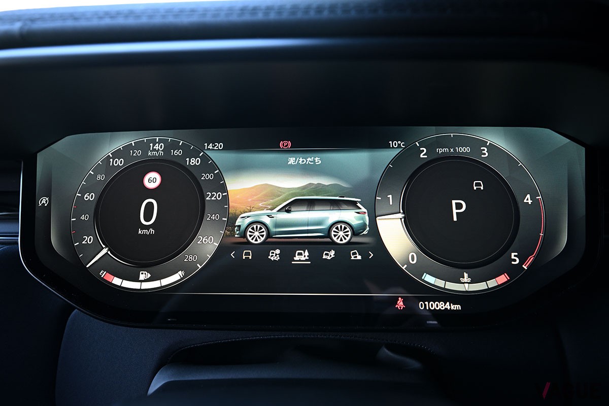 初代はパワフルながら荒々しかったが、現行型「レンジローバースポーツ」はデザインや走りが格段に洗練された
