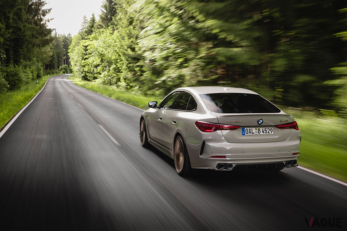 流麗かつ高性能なBMWアルピナ「B4 GTグランクーペ」