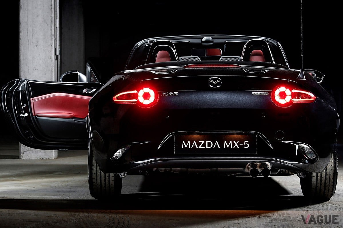 まもなく登場！ マツダ「ロードスター35周年記念車」を大予測!! “金色